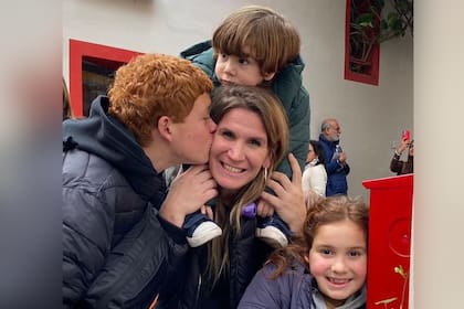 Carla estudió abogacía y es mamá de cuatro chicos