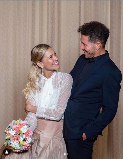 Carla Pereyra y Diego Simeone, en el casamiento civil de hace unas semanas