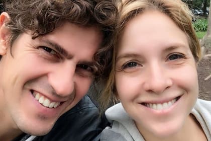 Carla Peterson y Martín Lousteau hicieron "terapia de pareja" con Verónica Lozano, repasaron anécdotas y bromearon sobre sus posiciones políticas