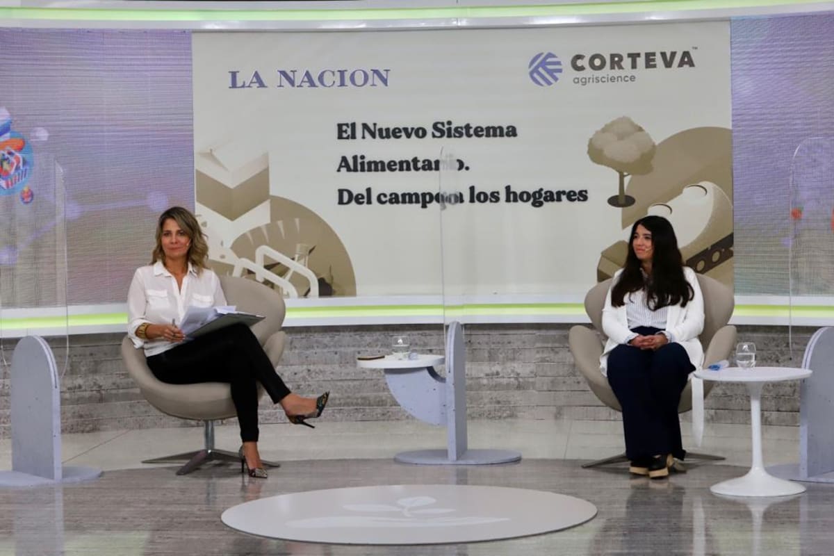 Carla Quiroga (LA NACION) junto a Maria Fernanda Bonesso, fundadora de Agrojusto