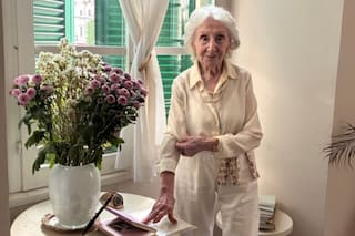 Carla Villa, de 101 años: “Me levanto a las 7.30 y desayuno café con galletas”