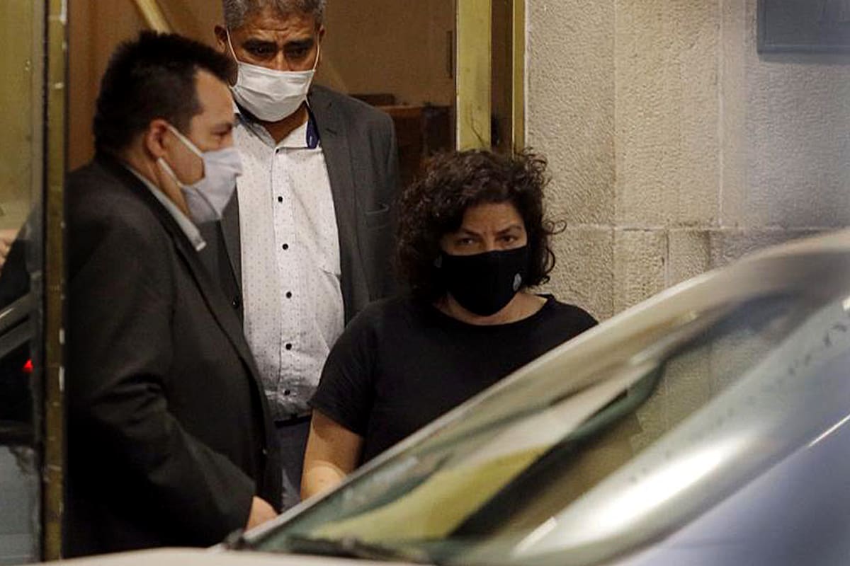 Carla Vizzotti al salir esta noche del Ministerio de Salud