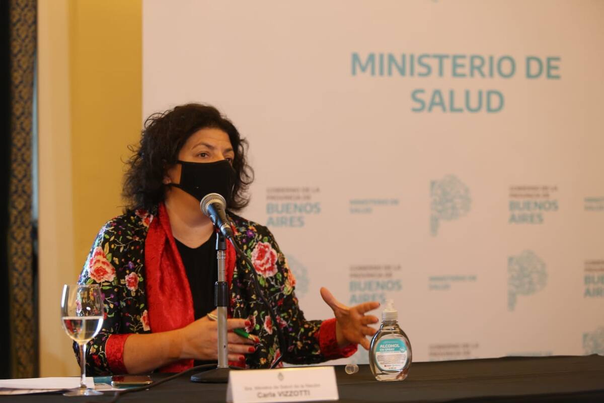 Carla Vizzotti durante una conferencia de prensa (foto de archivo)
