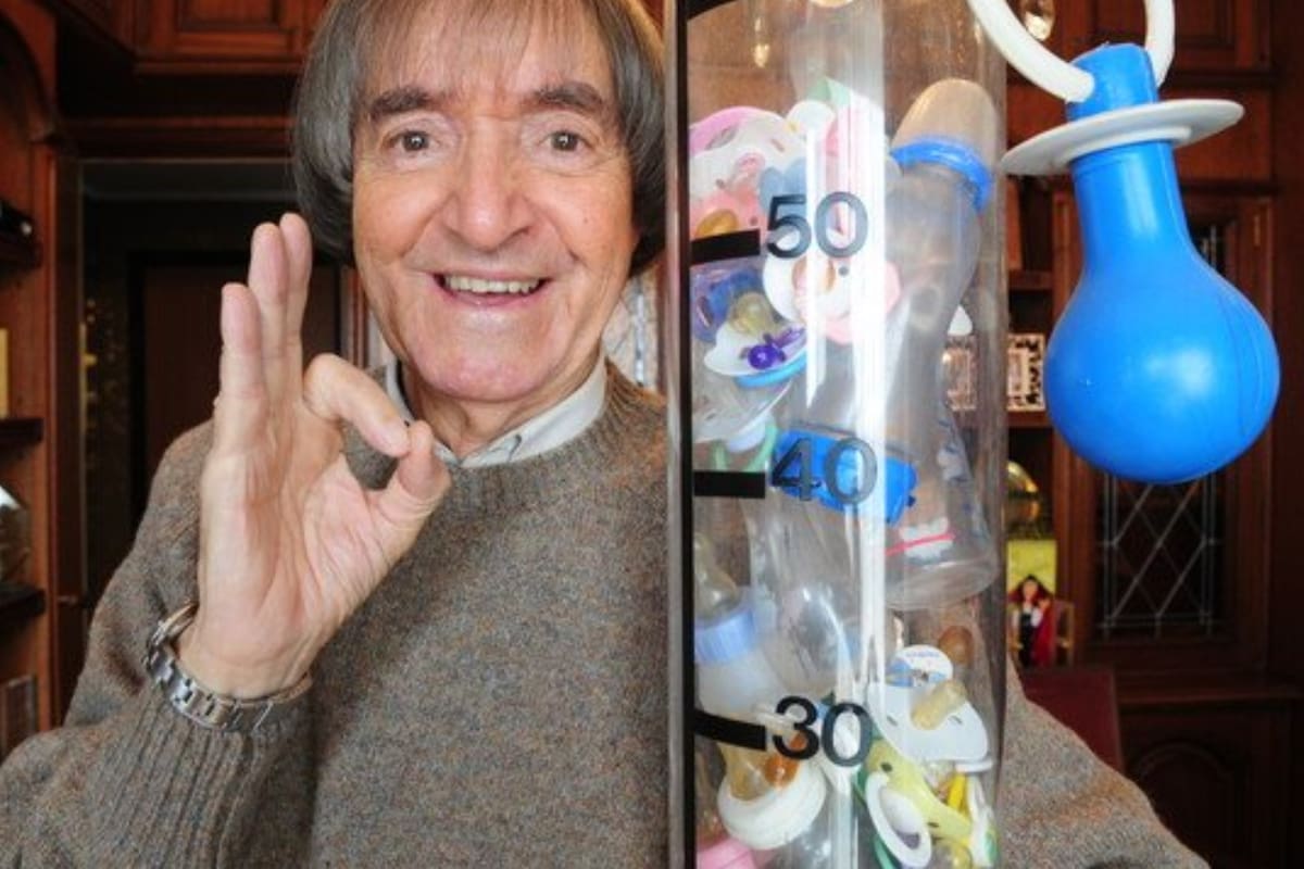 Carlitos Balá murió a los 97 años: además del humor y los lindos recuerdos, dejó un invento conocido como "chupetómetro" (Foto Instagram @carlitosbalaoficial)