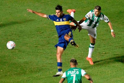 Carlos Zambrano, el central peruano, todavía no terminó de afirmarse