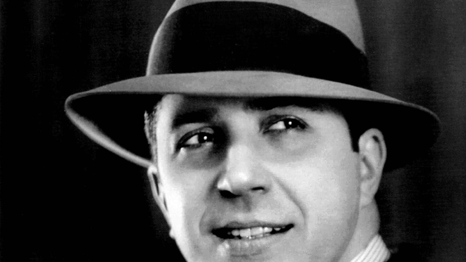 La Fundación Internacional Sucesores de Carlos Gardel, presidida por Walter Santoro, atesora un acervo que permite reconstruir la vida privada y pública del ídolo popular