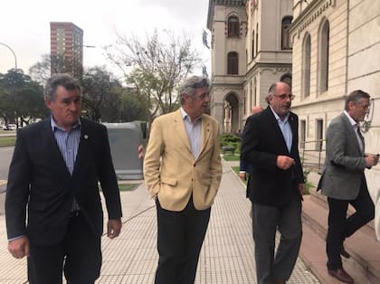 Carlos Achetoni (FAA), Nicolás Pino (SRA), Jorge Chemes (CRA) y Elbio Laucirica (Coninagro)