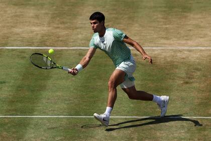 Carlos Alcaraz es el número 1 del ranking mundial y recientemente ganó Queen's, pero no es el máximo favorito al título