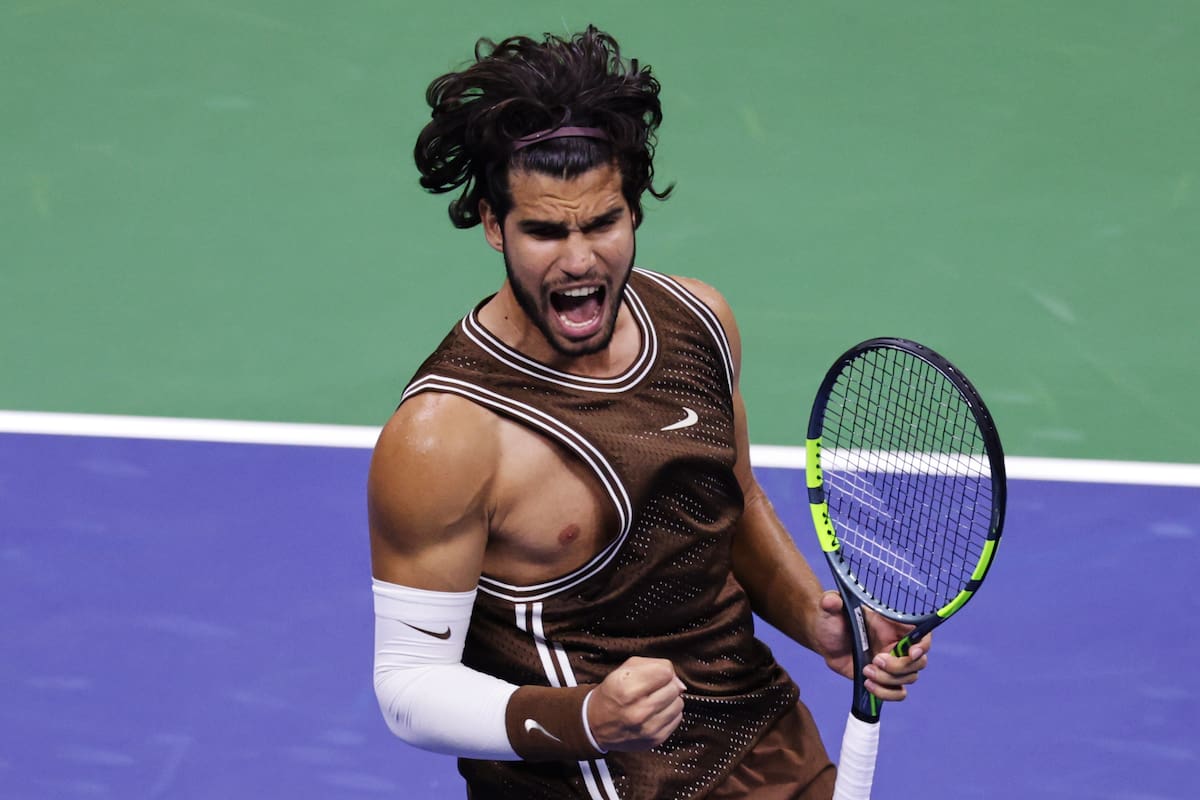 Carlos Alcaraz juega este viernes en el US Open, torneo en el que es el campeón en ejercicio