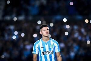 Carlos Alcaraz y una venta acorde a lo que viene realizando Racing en los últimos años