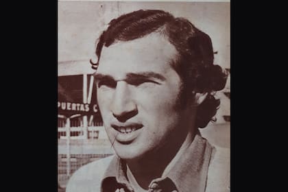 Carlos Bianchi en la tapa de la revista Así es Boca, de 1972.