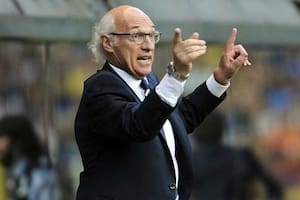 Carlos Bianchi opinó que la llegada de Messi a PSG se dificultaría debido a la calidad del plantel del equipo francés en la parte ofensiva