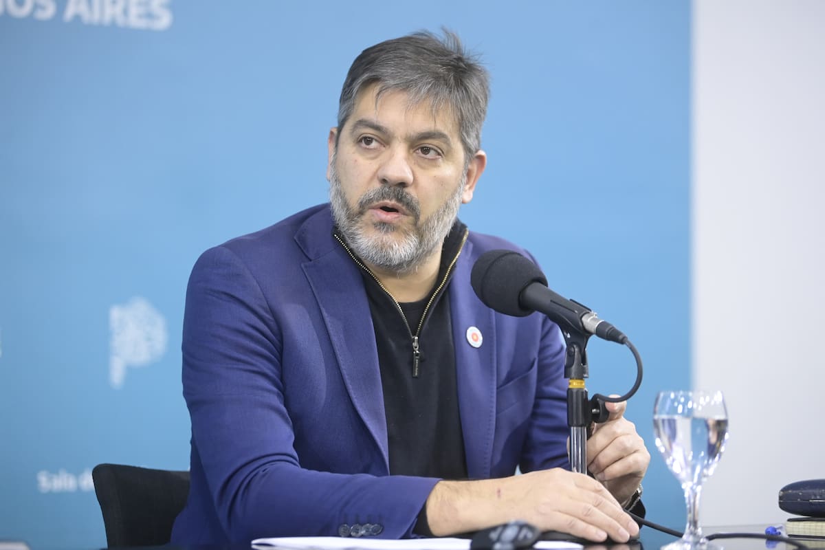 Carlos Bianco, ministro de Gobierno bonaerense, rechazó la suspensión de las PASO y la habilitación de listas colectoras; acusó a Milei de "manipular" el sistema electoral