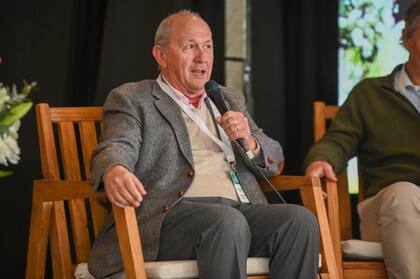 Carlos Castagnani, presidente de CRA: “Hoy por hoy, para nuestra entidad es impensable dejar de vacunar"