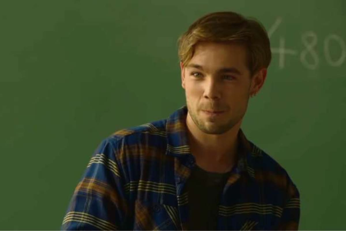 Carlos Cuevas interpreta a Pol