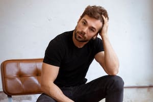 Carlos Cuevas protagoniza, junto a Miki Esparbé, la serie Smiley, un reciente estreno de Netflix que interpela las relaciones de pareja