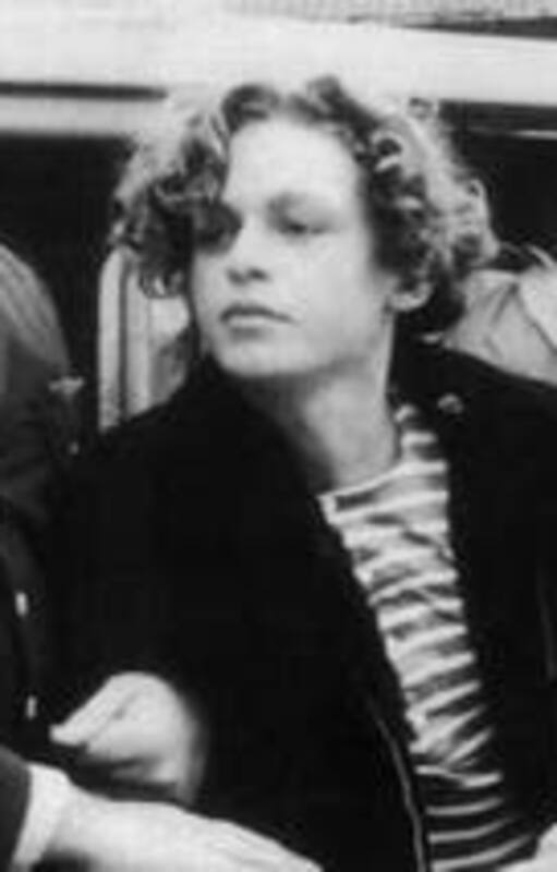 Carlos Eduardo Robledo Puch ?fue un asesino múltiple argentino, uno de los mayores sociópatas y criminales de la historia del país.