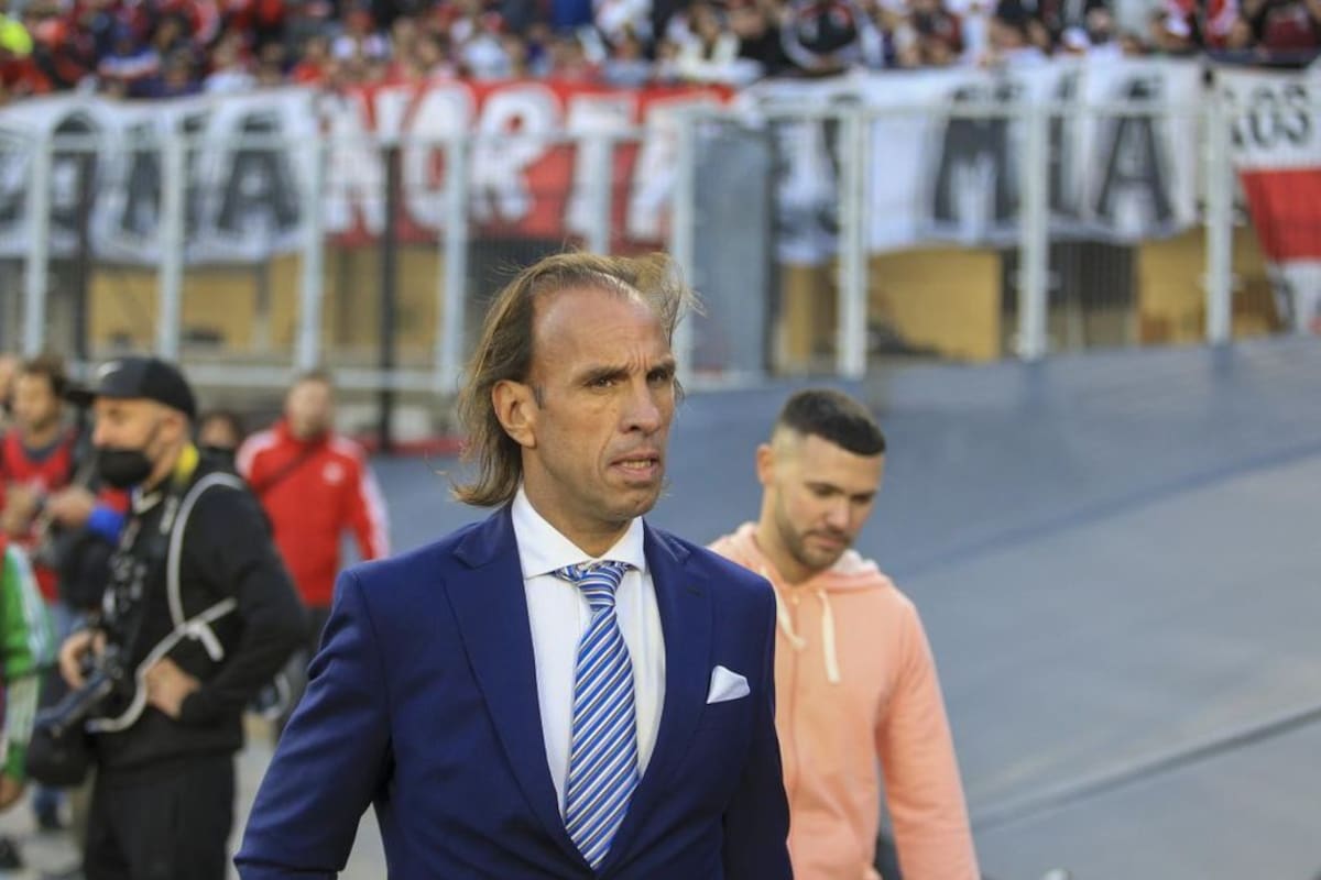 Carlos Fernando Navarro Montoya será entrenador de Santamarina de Tandil, que milita en el Torneo Federal A