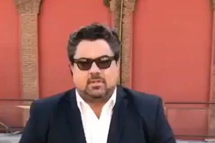 Carlos Ferrara sufrió una descompensación mientras cubría un centro de testeos en el teatro Colón