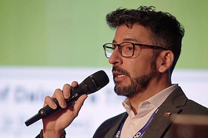 Carlos Gatica: “La tuberculosis es una enfermedad muy complicada en todos lados”