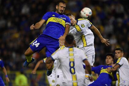 Carlos Izquierdoz abrió el marcador ante Rosario Central.