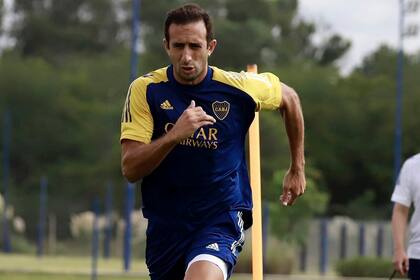 Carlos Izquierdoz, titular en la defensa de Boca para el primer partido en la Bombonera