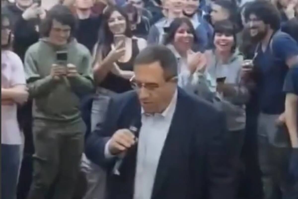 Carlos Maslatón en la Facultad de Ingeniería de la UBA