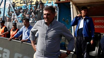Carlos Mayor dejó su cargo en Temperley