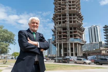 Carlos Ott fundó en 1988 su propia empresa en Canadá