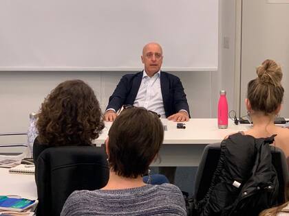 Carlos Pagni en una clase especial de la cursada