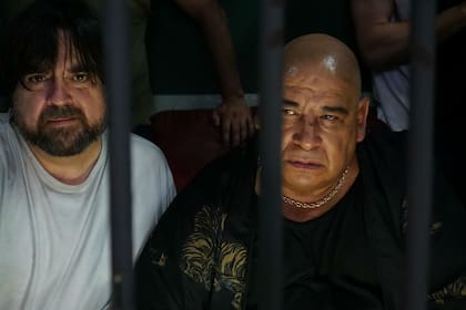 Carlos Portaluppi como Morcilla y Roly Serrano como el temible Sapo