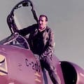 Murió Carlos Rinke, leyenda de la aviación argentina, un piloto que golpeó duro a la flota británica en la Guerra de Malvinas