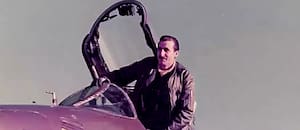 Murió Carlos Rinke, leyenda de la aviación argentina, un piloto que golpeó duro a la flota británica en la Guerra de Malvinas