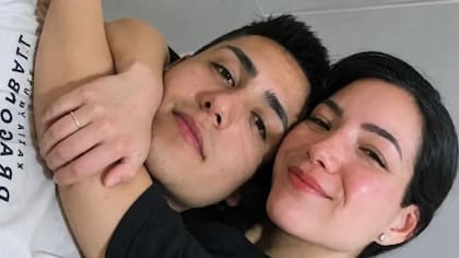 Carlos Rivero junto a Camila Vecchiarello, la joven que murió de "al menos 10 cuchilladas"