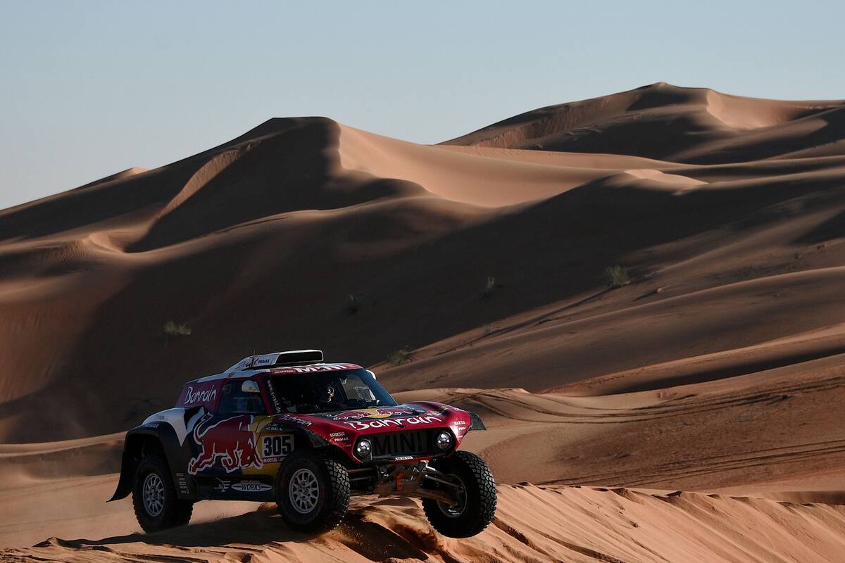 Carlos Sainz encara la última etapa con 10 minutos de ventaja y se acerca a su tercer título