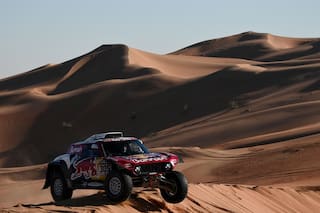 Rally Dakar: Carlos Sainz, en la puerta de su tercer título