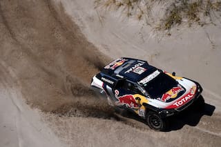 Matador legendario: Carlos Sainz, a punto de ganar otra vez el Rally Dakar