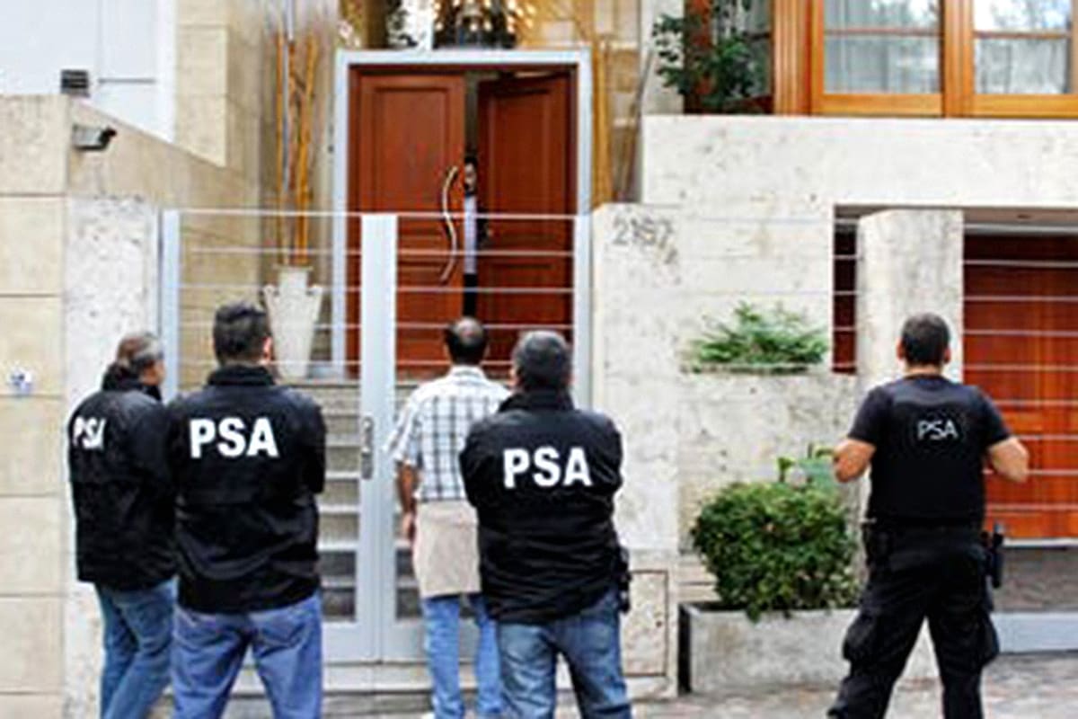 Carlos Salvatore era el dueño de esa casa y también fue el responsable de enviar cocaína a Europa en cargamentos disimulados con carbón