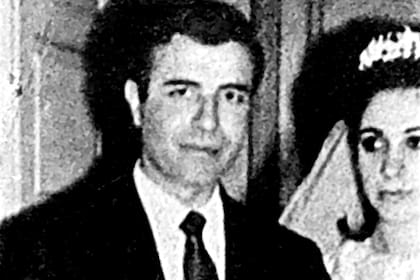 Carlos Saúl Menem y Zulema Yoma en el día de su casamiento, en septiembre de 1966