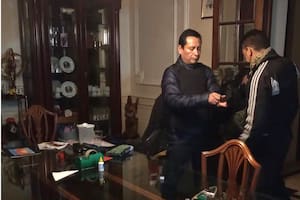 Carlos Sein Atachahua Espinoza en el momento de ser detenido