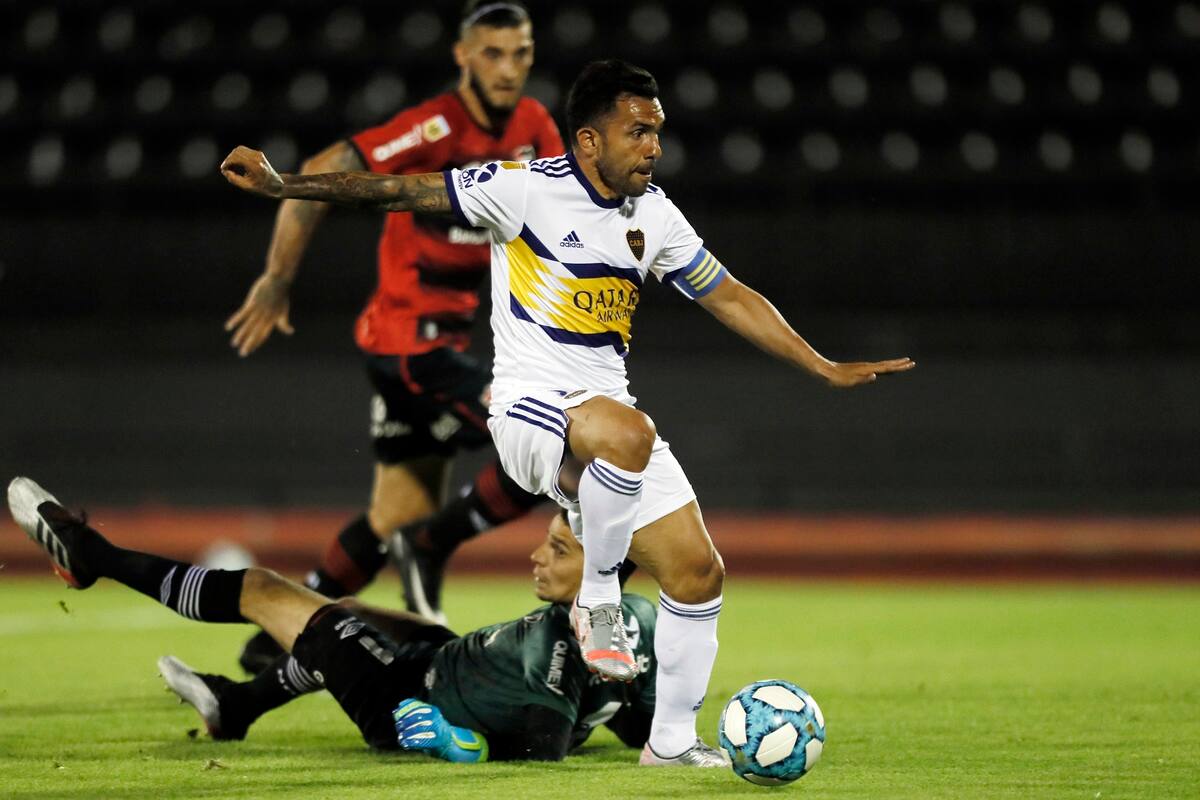 Carlos Tévez frente a Newells Old Boys