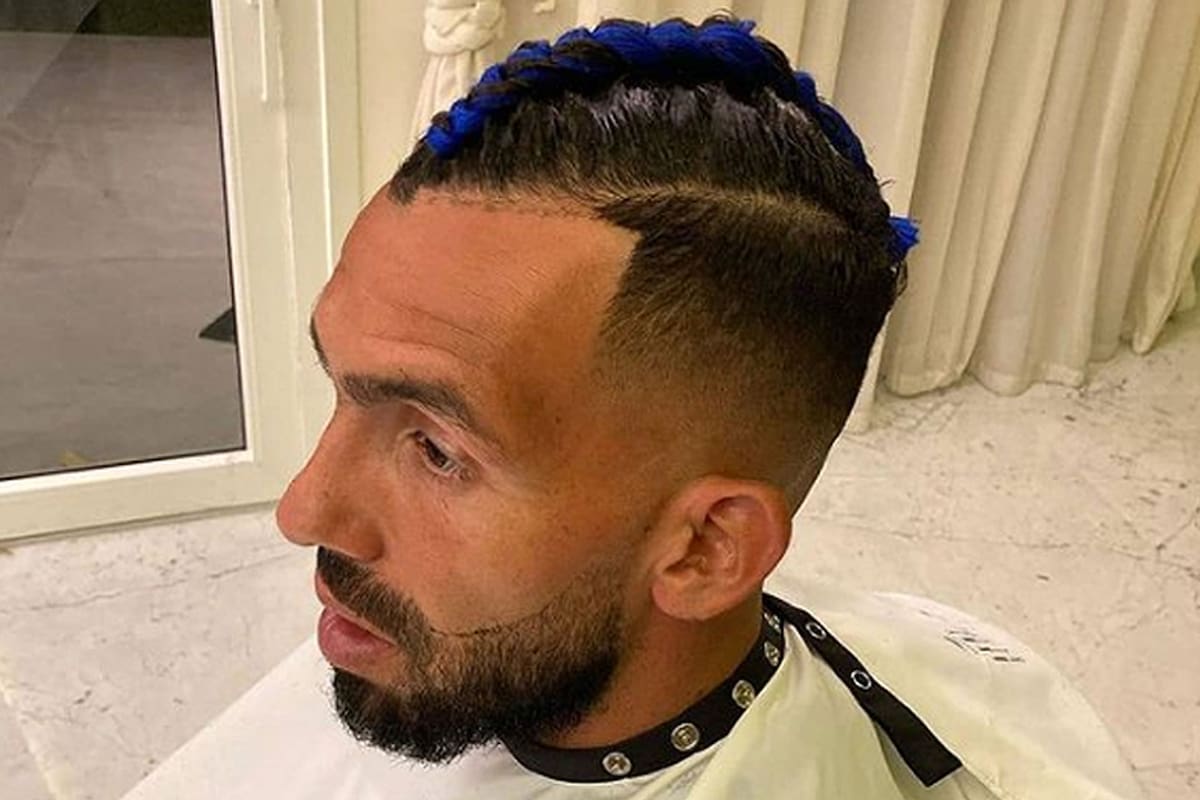 Carlos Tevez mostró su llamativo y colorido nuevo look