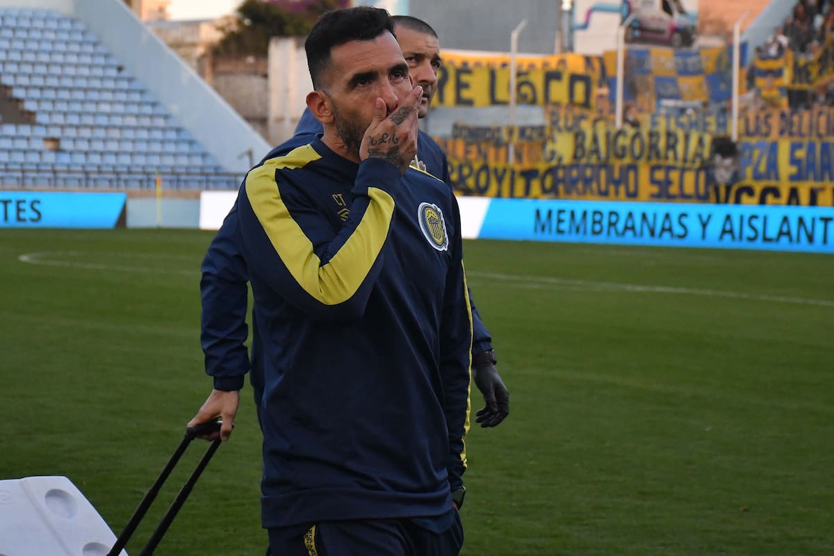 Carlos Tevez se fue sin hacer declaraciones tras la eliminación de Rosario Central ante Quilmes, por la Copa Argentina