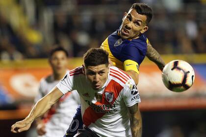 Carlos Tevez y Gonzalo Montiel; Boca y River tienen la chance de volver a jugar una nueva final de la Copa Libertadores