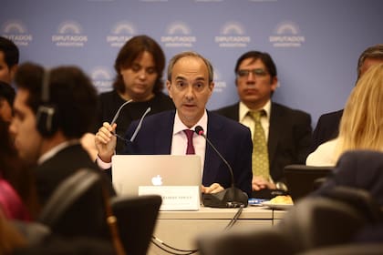 Carlos Torrendell, el secretario de Educación nacional