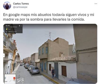 Carlos Torres publicó en Twitter el hallazgo de su búsqueda y generó que los usuarios compartan sus emotivas fotos con familiares que ya no están. Captura Twitter: @carlosaspe