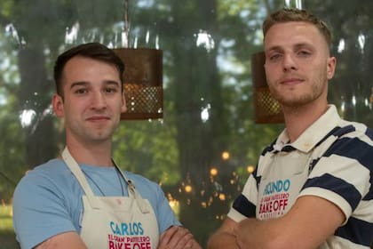 Carlos y Facundo compiten por ser el mejor pastelero en Bake Off Argentina