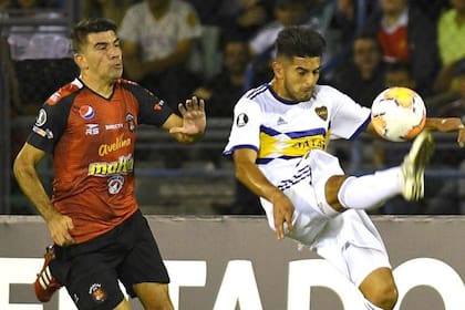 Carlos Zambrano debutó en Boca frente a Caracas, en Venezuela, por la Copa Libertadores; cuatro días más tarde fue titular ante Gimnasia y campeón de la Superliga.