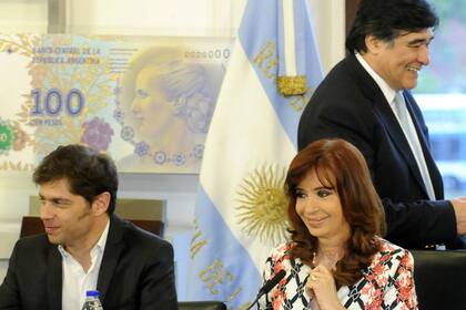 Carlos Zannini detrás de Cristina Kirchner en Casa Rosada