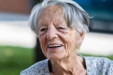 Carme Noguera tiene 112 años y revela qué atribuye a su longevidad: “He comido, dormido y trabajado como todo el mundo”